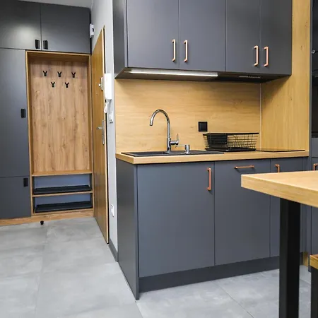 Moonlight By Housine *