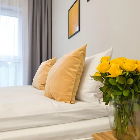 Lejlighed Moonlight By Housine Zator