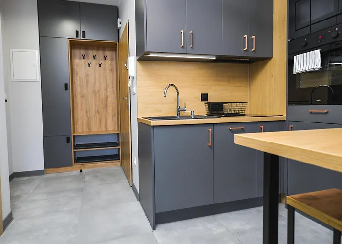 Moonlight By Housine *