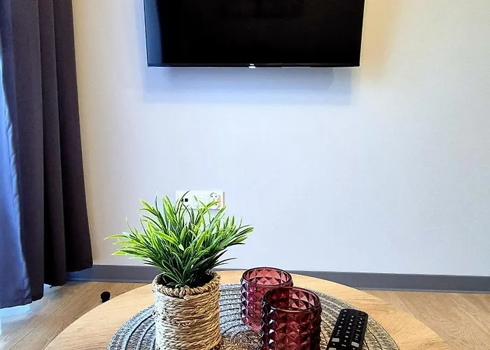 Moonlight By Housine * Zator